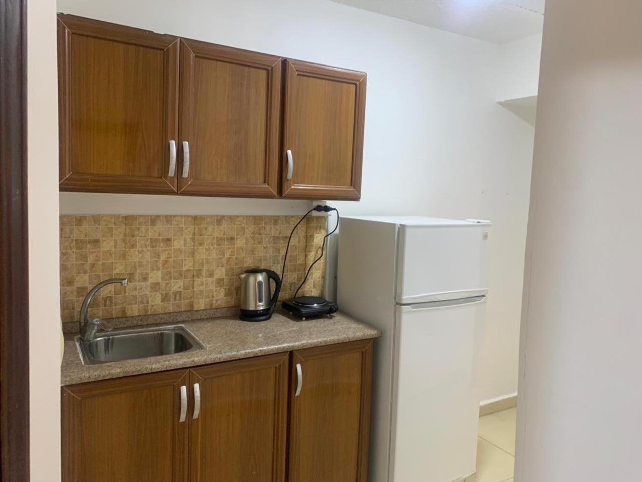 Omaima Hotel Apartments Amman Exterior photo